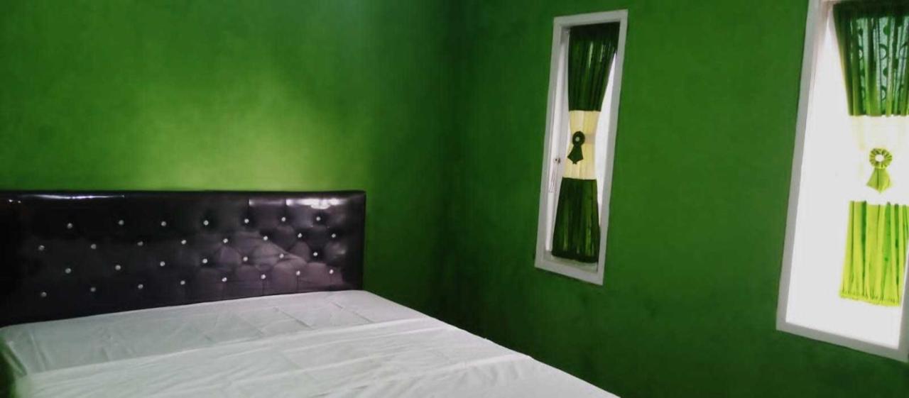 Express O 91843 Bbs Villa Ciater Bandung Luaran gambar