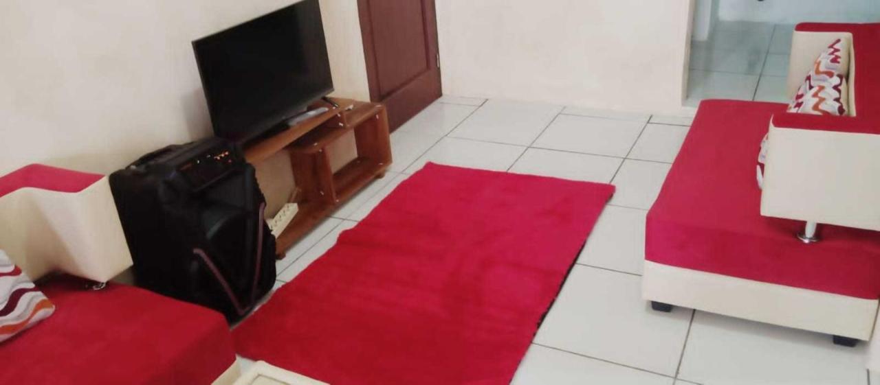 Express O 91843 Bbs Villa Ciater Bandung Luaran gambar